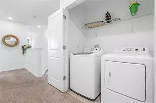 689 Longboat Dr, Davenport, FL 33896 - Photo 19