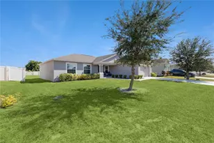 140 Solis Dr, Winter Haven, FL 33880 - Photo 3