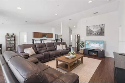 140 Solis Drive, Winter Haven, FL 33880 - Photo 9