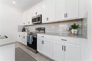 7036 Twilight Bay Dr, Winter Garden, FL 34787 - Photo 7