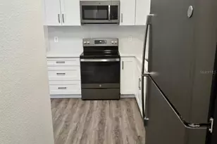 1019 Oak Bluff Dr, Davenport, FL 33837 - Photo 9