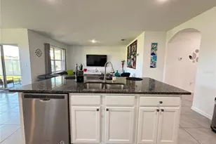 5295 Bracks Landing Dr, Saint Cloud, FL 34771 - Photo 9