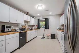 2600 Pembrook Dr, Orlando, FL 32810 - Photo 11