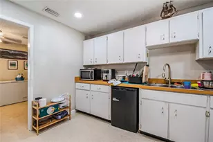 2600 Pembrook Dr, Orlando, FL 32810 - Photo 13