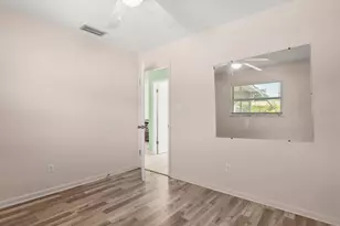 4045 Castlegate Dr, Orlando, FL 32839 - Photo 9