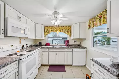 7490 46th Avenue N #225, Saint Petersburg, FL 33709 - Photo 21