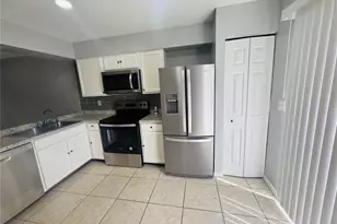 3130 Enclave Ct, Kissimmee, FL 34746 - Photo 7