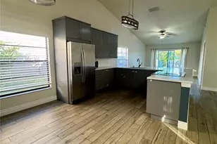 1027 Whittier Cir, Oviedo, FL 32765 - Photo 3