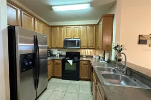 2824 Oakwater Dr, Kissimmee, FL 34747 - Photo 5