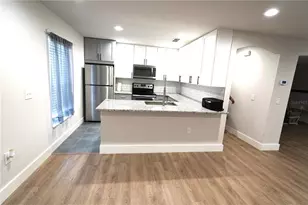 157 Owenshire Cir, Kissimmee, FL 34744 - Photo 7