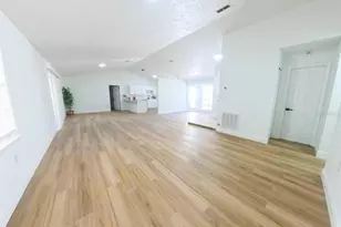 4618 Miranda Cir, Orlando, FL 32818 - Photo 17