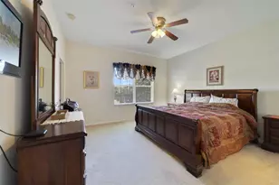 2827 Oakwater Dr, Kissimmee, FL 34747 - Photo 21