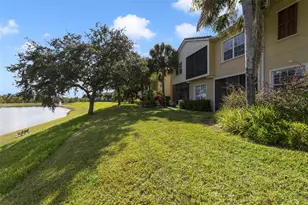 2827 Oakwater Dr, Kissimmee, FL 34747 - Photo 39