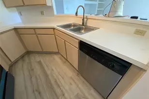 7340 Westpointe Blvd, Orlando, FL 32835 - Photo 13