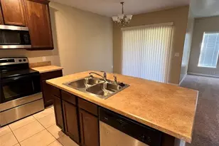 2202 Seven Oaks Dr, Saint Cloud, FL 34772 - Photo 7