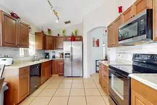 529 Eagle Pointe N, Kissimmee, FL 34746 - Photo 15