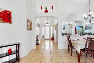 529 Eagle Pointe N, Kissimmee, FL 34746 - Photo 9