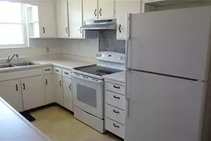 884 E Coquina Dr, Daytona Beach, FL 32117 - Photo 7