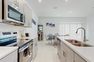 3002 Canary Ave, Davenport, FL 33837 - Photo 7