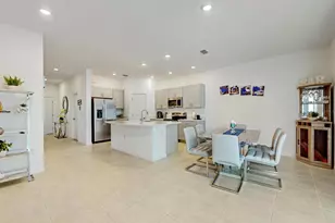 3002 Canary Ave, Davenport, FL 33837 - Photo 5