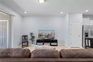 926 Paradise Dr, Davenport, FL 33897 - Photo 11