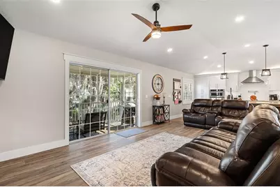 11812 Lakeshore Drive, Clermont, FL 34711 - Photo 11