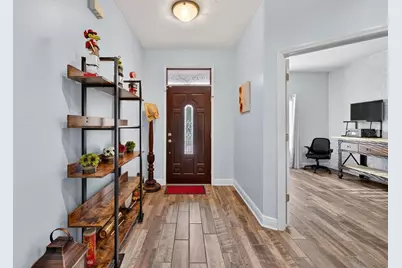 3229 Gardner Oaks Lane, Lakeland, FL 33810 - Photo 7