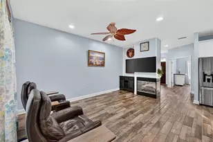 3229 Gardner Oaks Ln, Lakeland, FL 33810 - Photo 21