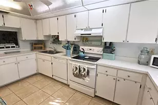 93 Boundary Blvd, Rotonda West, FL 33947 - Photo 5