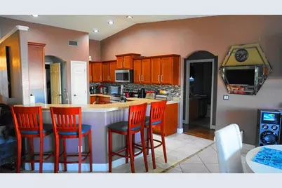 104 Bentley Oaks Boulevard, Auburndale, FL 33823 - Photo 9