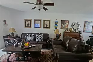 6328 Newtown Cir, Tampa, FL 33615 - Photo 11