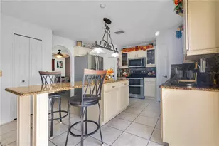 535 Peace Dr, Poinciana, FL 34759 - Photo 9