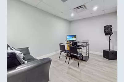 18 W Bass Street, Kissimmee, FL 34741 - Photo 9