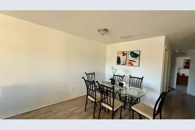 2710 Club Cortile Cir, Kissimmee, FL 34746 - Photo 5