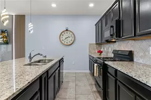 4711 Terrasonesta Dr, Davenport, FL 33837 - Photo 13