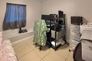 305 E Miami Terrace, Kissimmee, FL 34741 - Photo 9