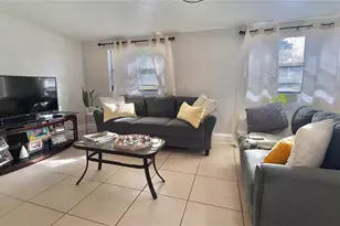 305 E Miami Terrace, Kissimmee, FL 34741 - Photo 3