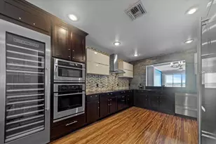 8761 The Esplanade, Orlando, FL 32836 - Photo 9