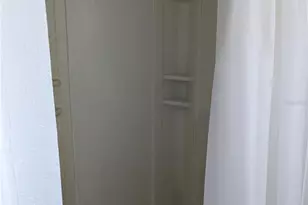 3105 S Crystal Lake Dr, Orlando, FL 32806 - Photo 13