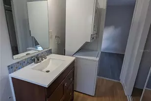 3105 S Crystal Lake Dr, Orlando, FL 32806 - Photo 15