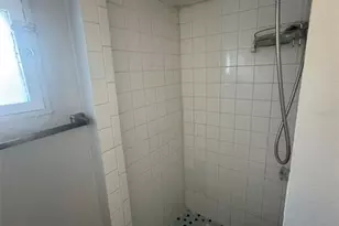 3105 S Crystal Lake Dr, Orlando, FL 32806 - Photo 25