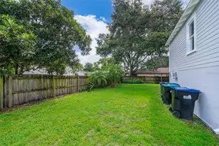 3105 S Crystal Lake Dr, Orlando, FL 32806 - Photo 17