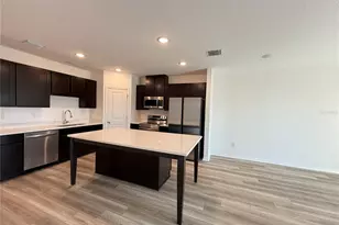 10821 Ironwood Tree Wy, San Antonio, FL 33576 - Photo 5