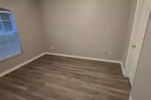 542 Finch Ct, Poinciana, FL 34759 - Photo 11