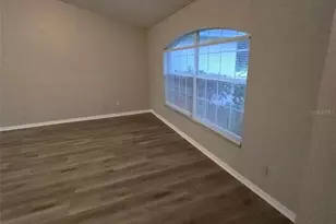 542 Finch Ct, Poinciana, FL 34759 - Photo 9