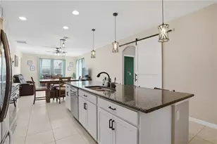 2936 Scarlett Dr, Saint Cloud, FL 34772 - Photo 9