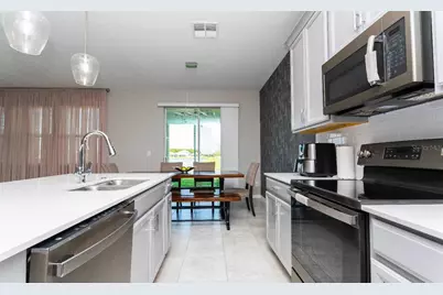 1784 Chatsworth Circle, Saint Cloud, FL 34771 - Photo 9