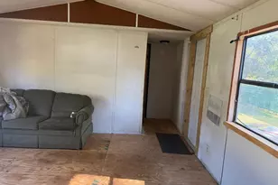 836 Cr 481W, Lake Panasoffkee, FL 33538 - Photo 5