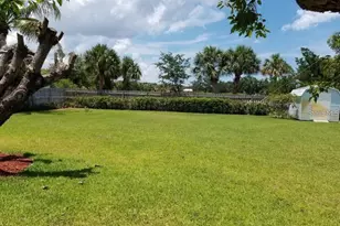 1385 NE Hilltop St, Jensen Beach, FL 34957 - Photo 3