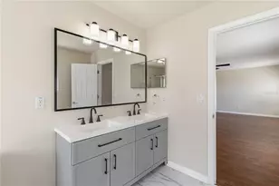 10408 Chorlton Cir, Orlando, FL 32832 - Photo 45